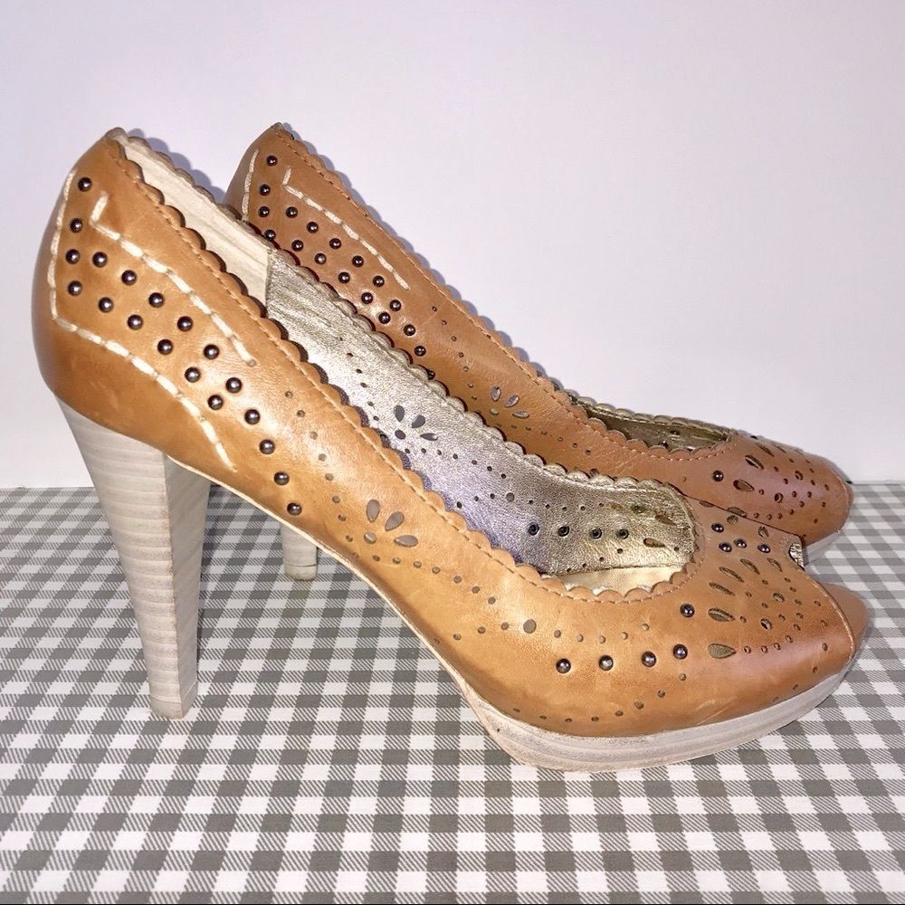 👠CafeNoir👠high heels rivets leather US 9 1/2 /40